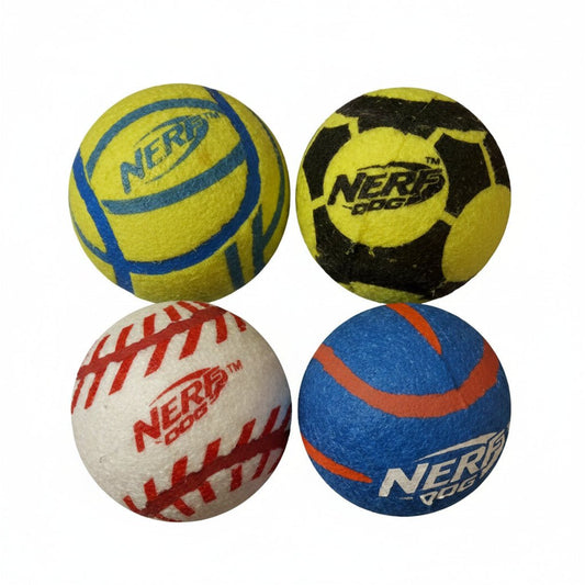 HAGEN Solid Tuff Sports Balls Medium, 4pk - SNH Packing